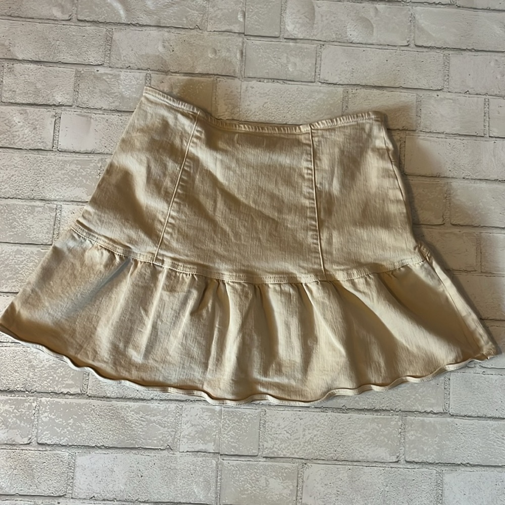 MOTHER Ruffle Embellishment Mini Skirt - Picture 8 of 9
